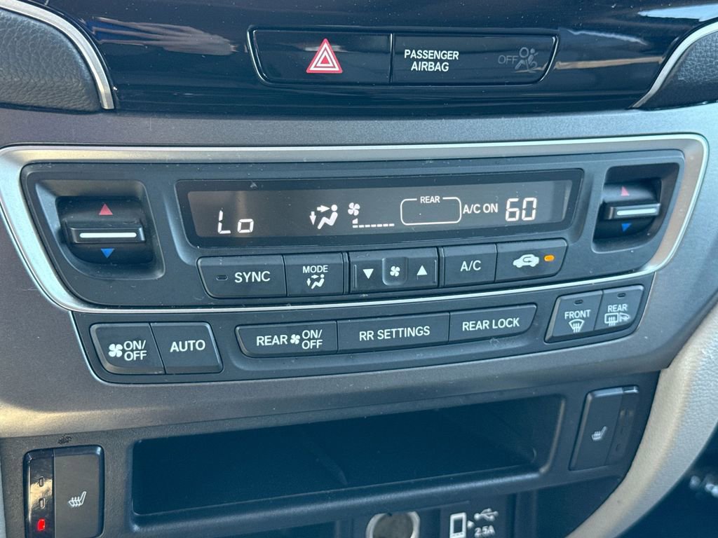 Used 2022 Honda Pilot Special Edition image 17