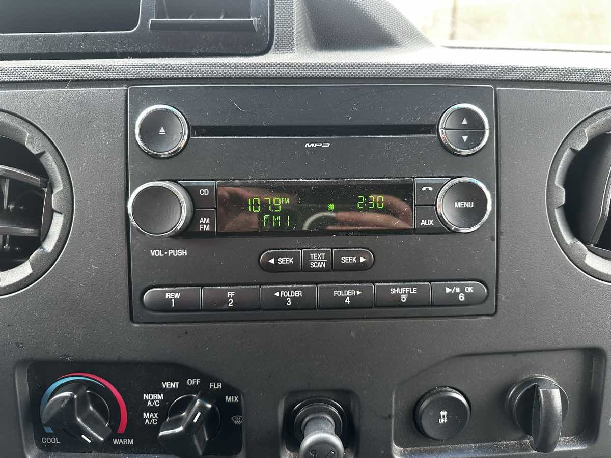 Used 2009 Ford E-150 and Econoline 150 XLT image 22