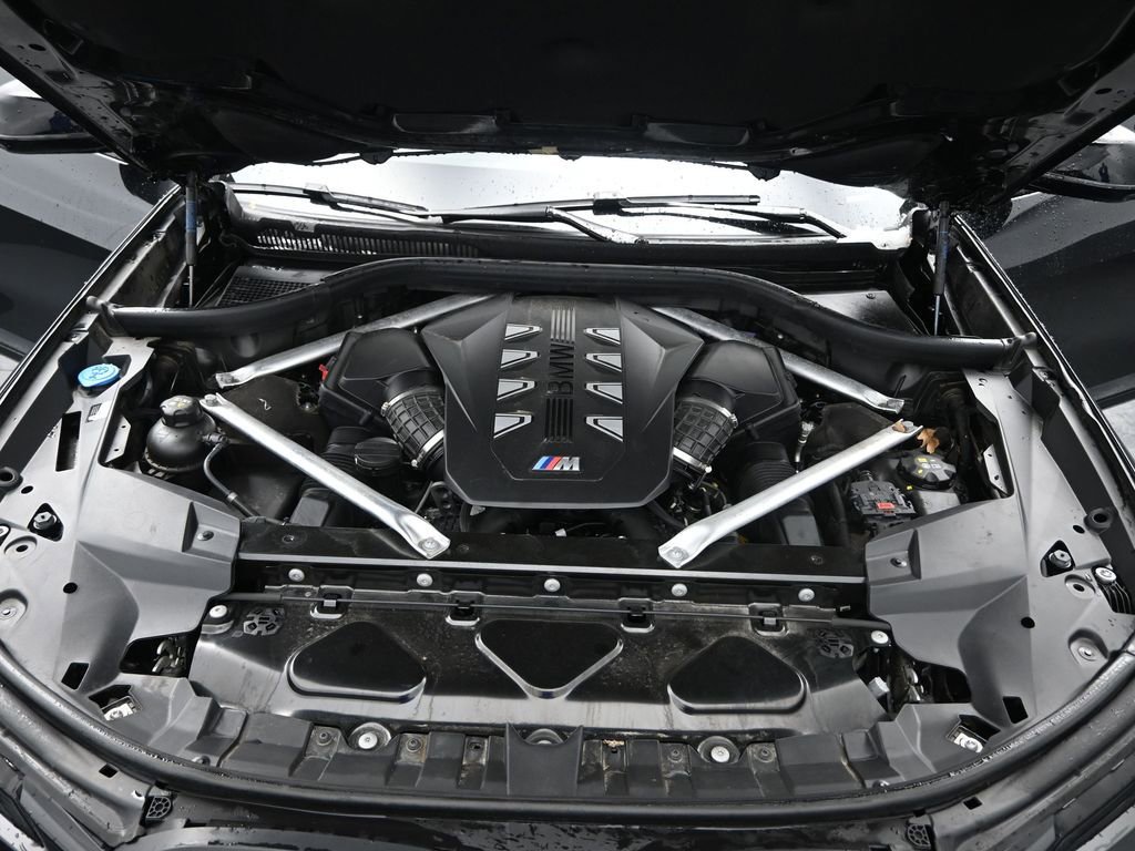 Used 2025 BMW X7 M60i image 38