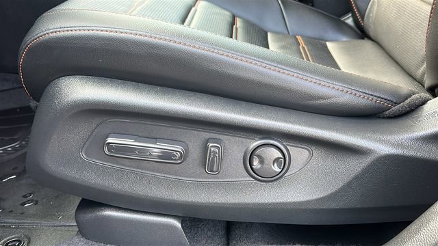 Used 2026 Honda CR-V Sport Touring image 10