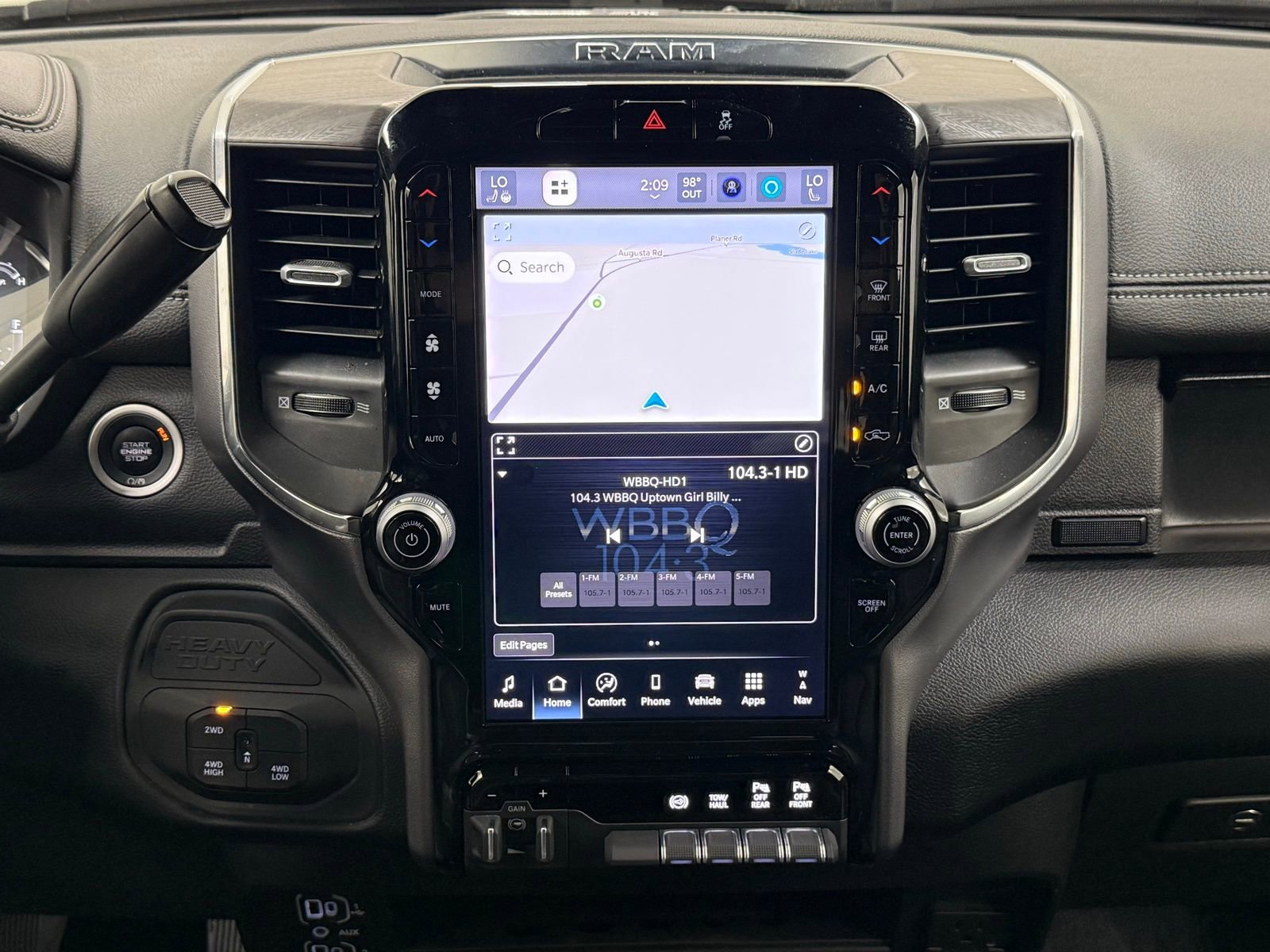 Used 2025 RAM 2500 Laramie image 28