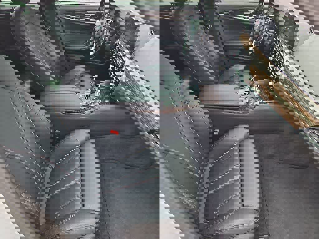 Used 2020 BMW 540i w/ Convenience Package image 24