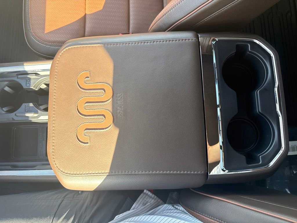 New 2026 Ford F350 King Ranch w/ FX4 Off-Road Package image 43