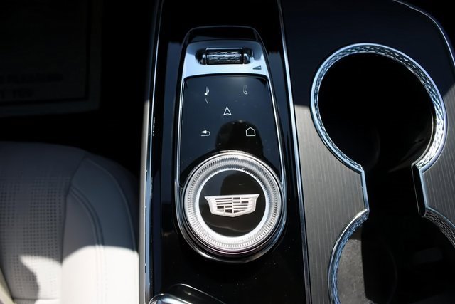 New 2025 Cadillac Lyriq Luxury image 29