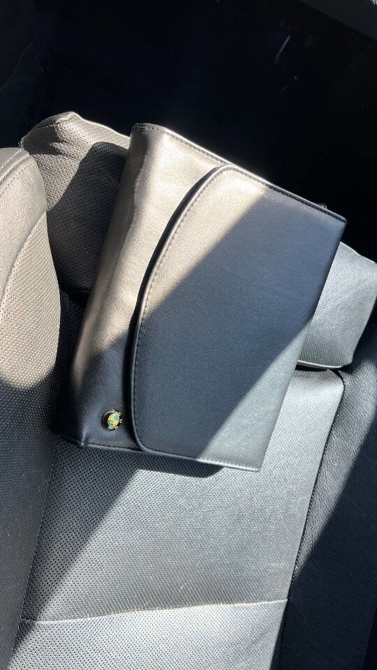 Used 2011 BMW 550i Sedan image 26