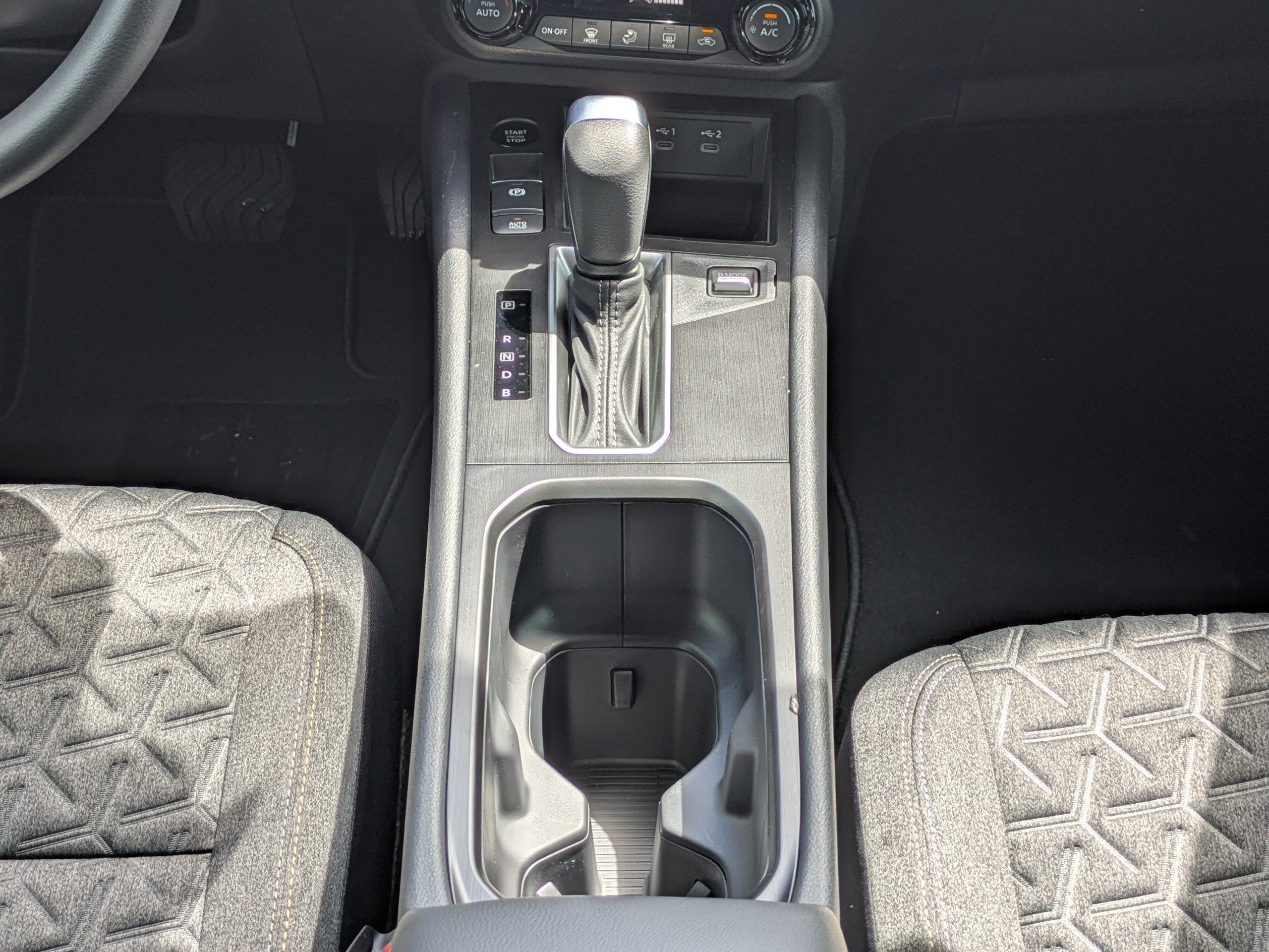 New 2026 Nissan Kicks SV FWD image 19