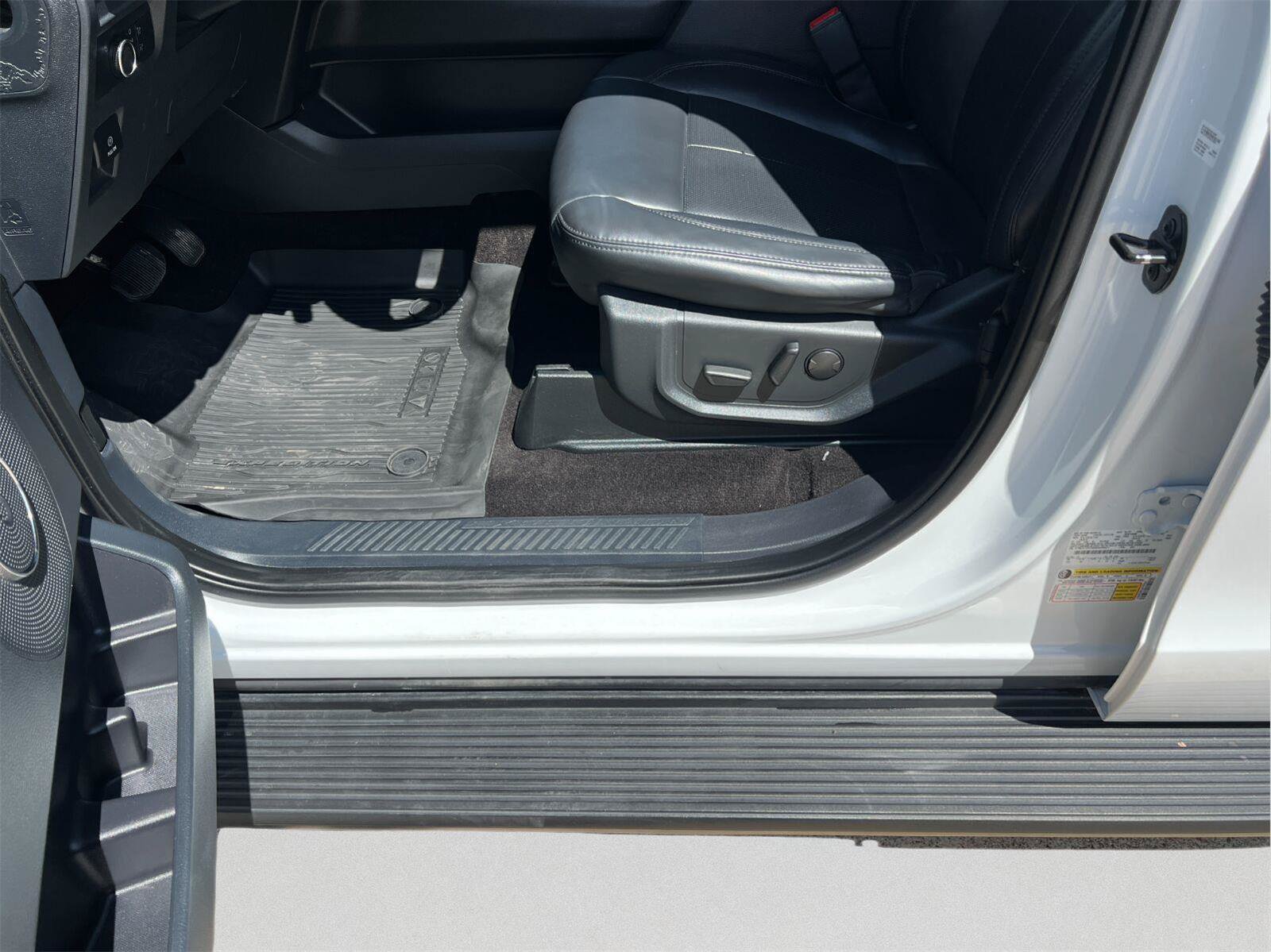 Used 2022 Ford Expedition XLT RWD image 13