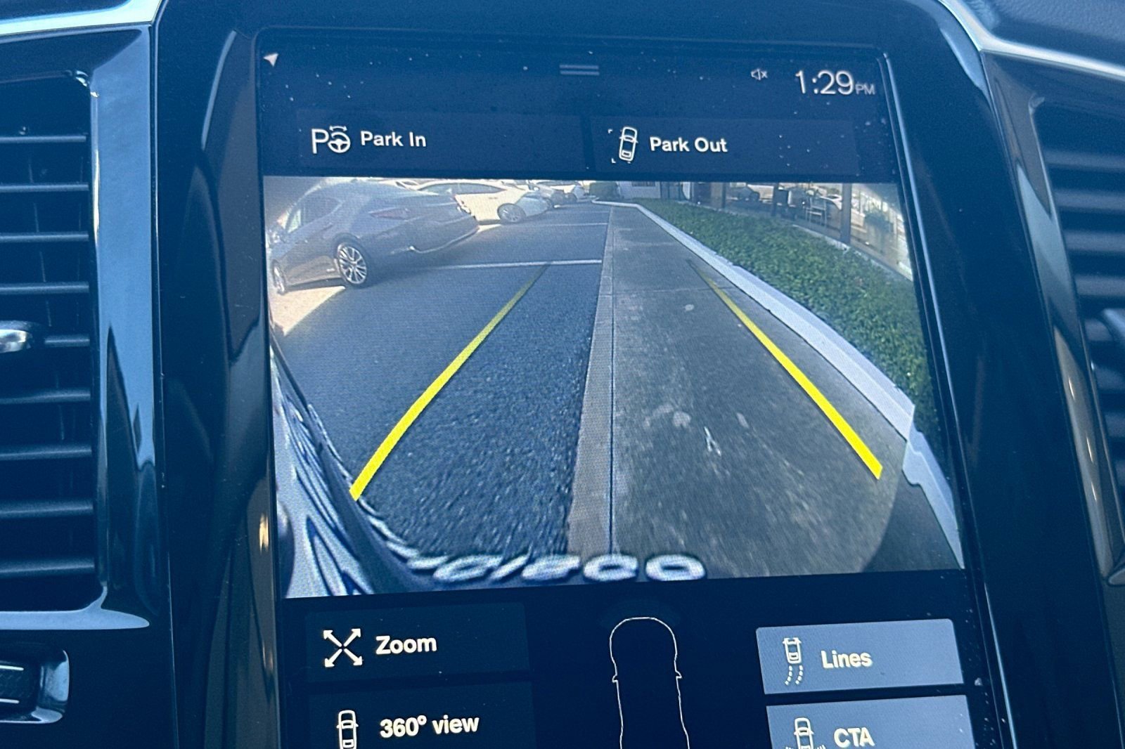 Used 2017 Volvo XC90 T8 Inscription w/ Vision Package image 17