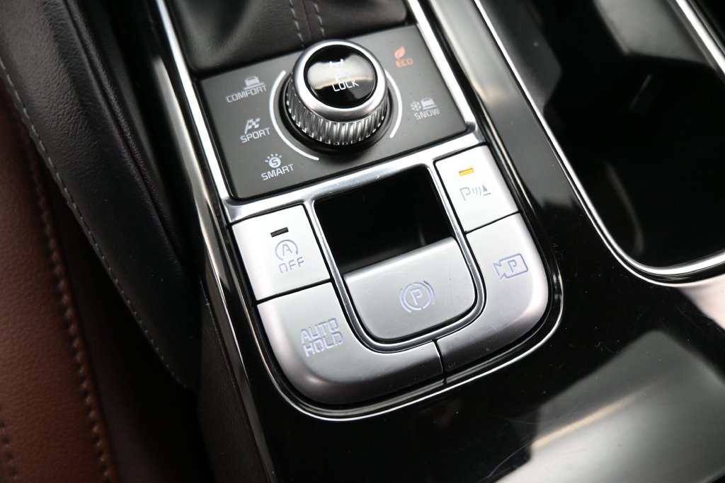 Used 2024 Kia Telluride SX AWD/4WD image 17