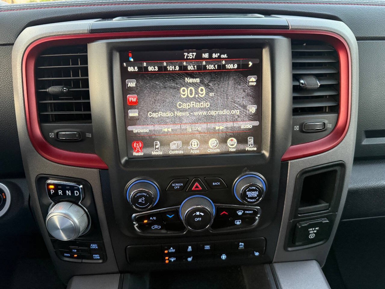 Used 2016 RAM 1500 Rebel AWD/4WD image 16
