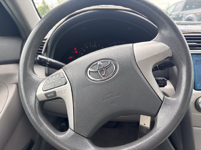Used 2008 Toyota Camry LE FWD image 13
