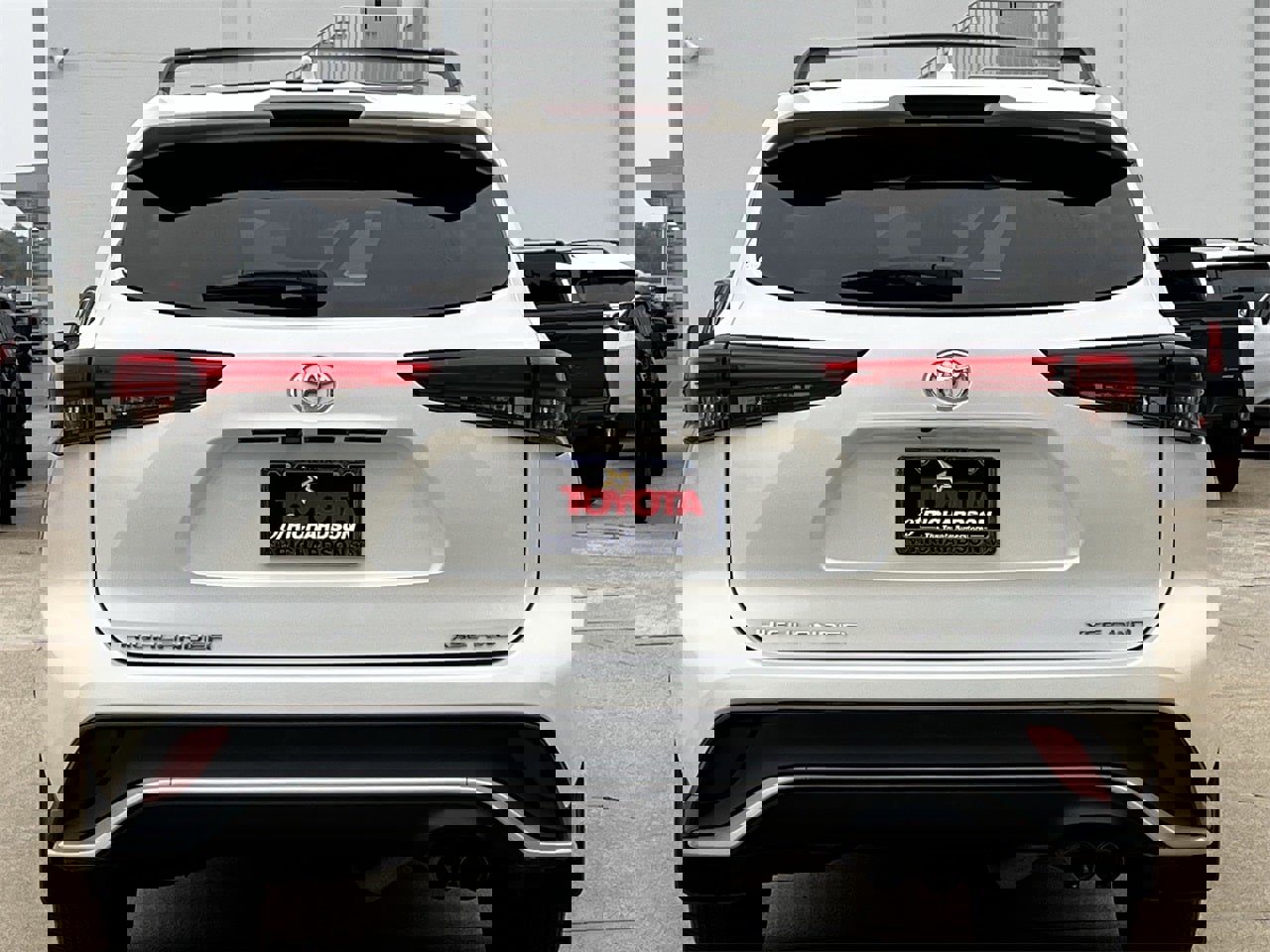 Used 2021 Toyota Highlander XSE image 5