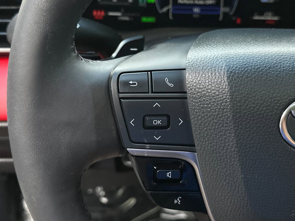 Used 2025 Toyota Camry XSE FWD image 22