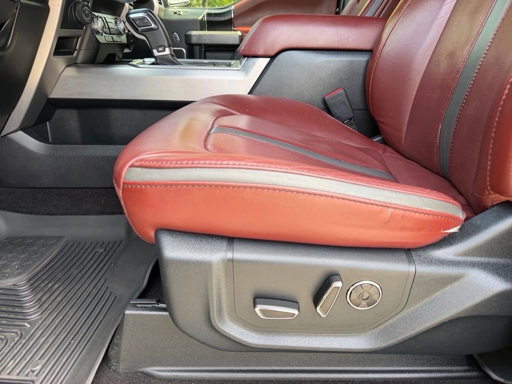 Used 2020 Ford F150 Platinum w/ Equipment Group 701A Luxury AWD/4WD image 13