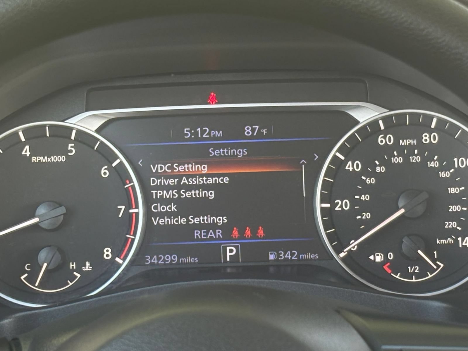Used 2025 Nissan Altima 2.5 SV FWD image 38