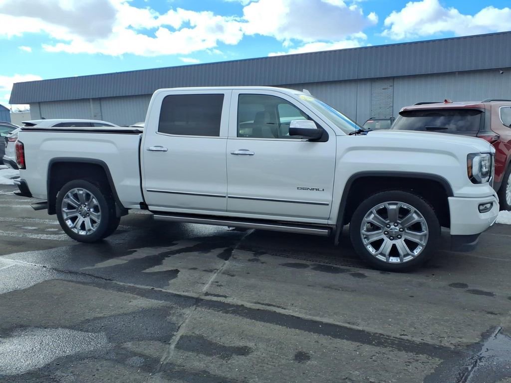 Used 2018 GMC Sierra 1500 Denali w/ Denali Ultimate Package image 2