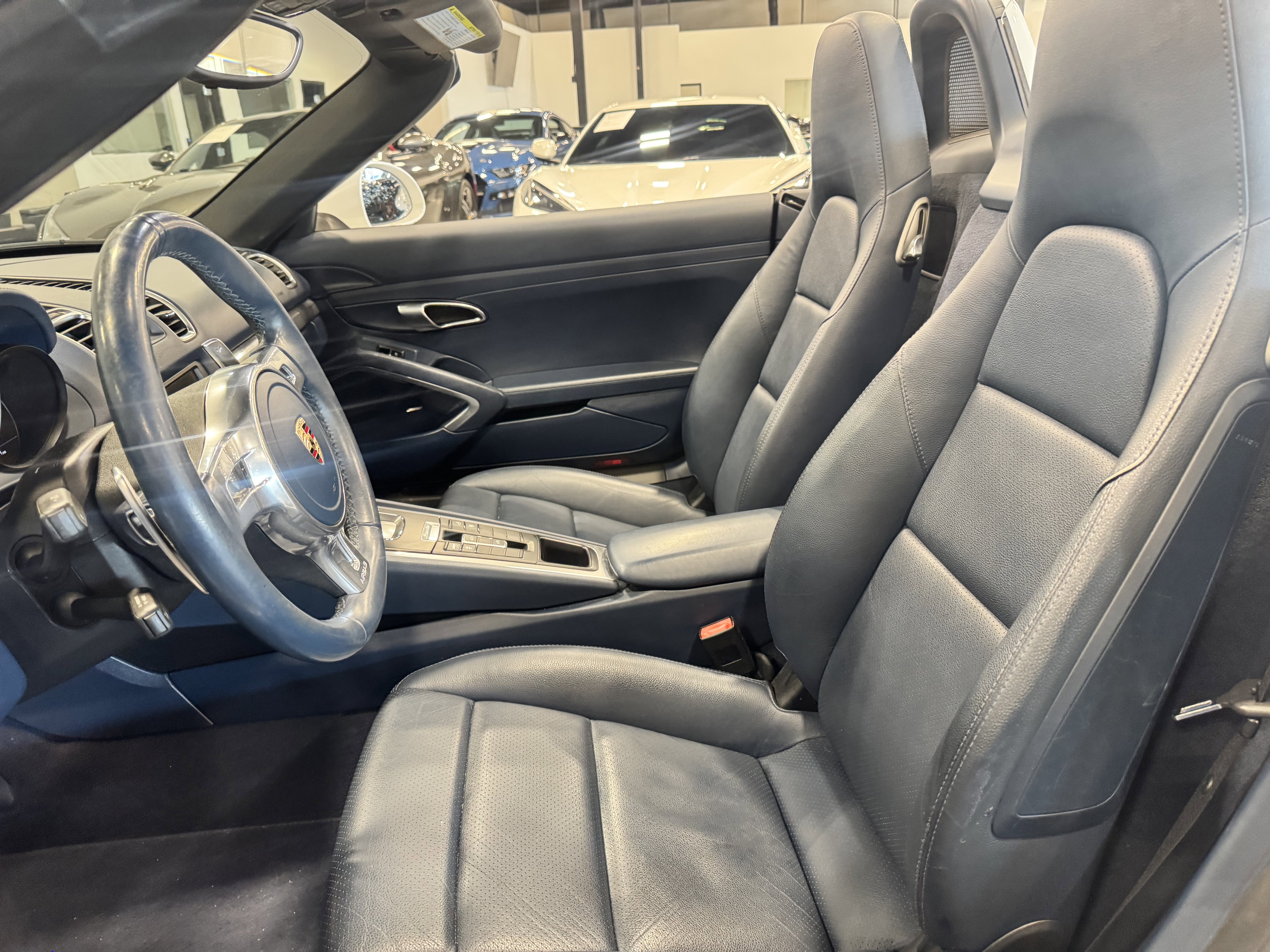 Used 2013 Porsche Boxster image 9