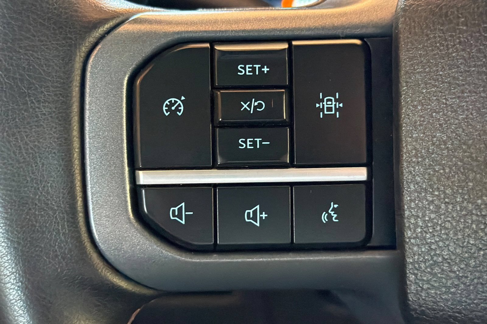 Used 2025 Ford F150 XLT AWD/4WD image 31