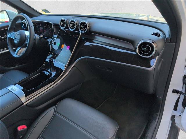 Certified 2025 Mercedes-Benz GLC 300 image 25