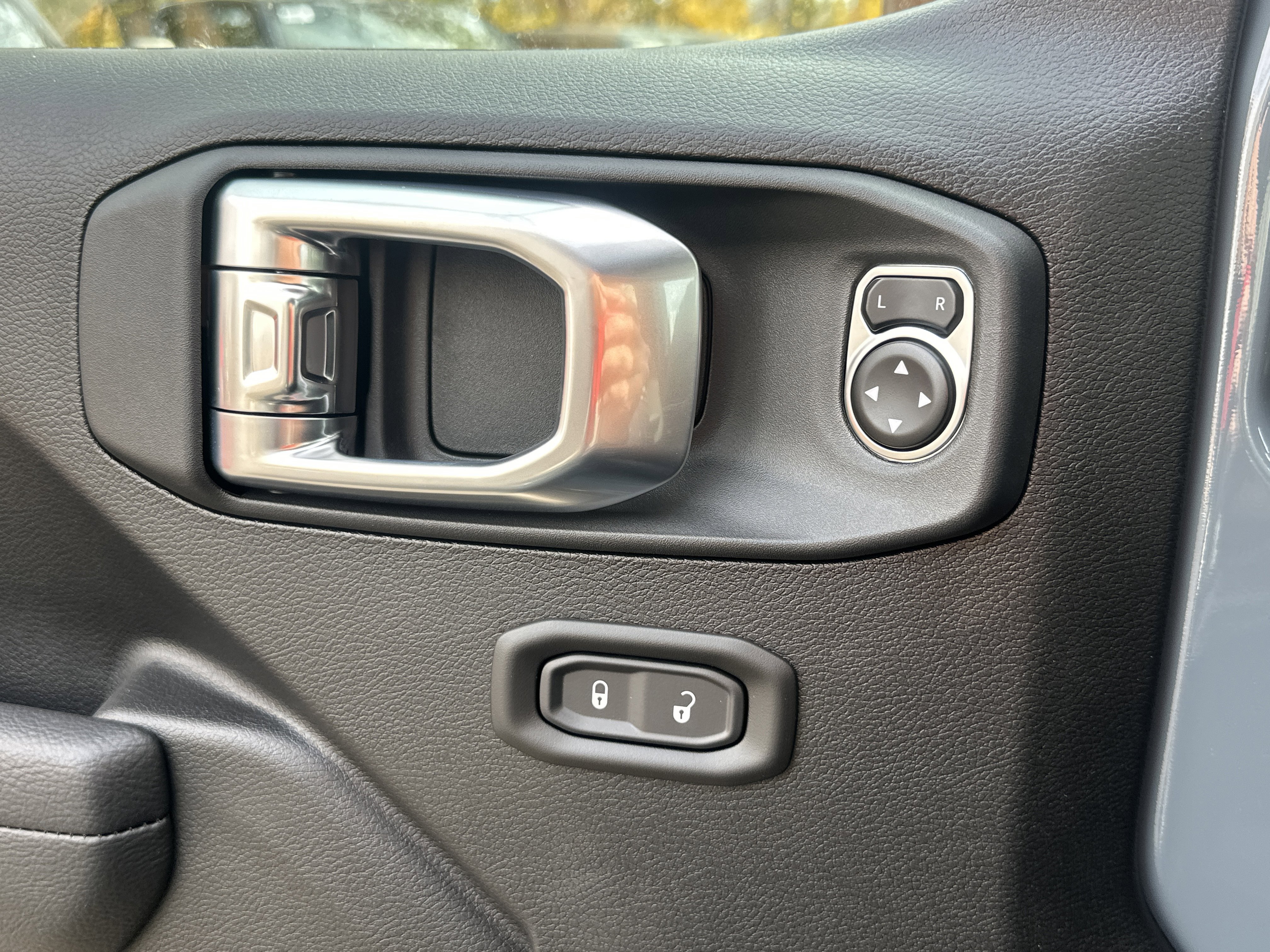 New 2026 Jeep Gladiator Willys image 12