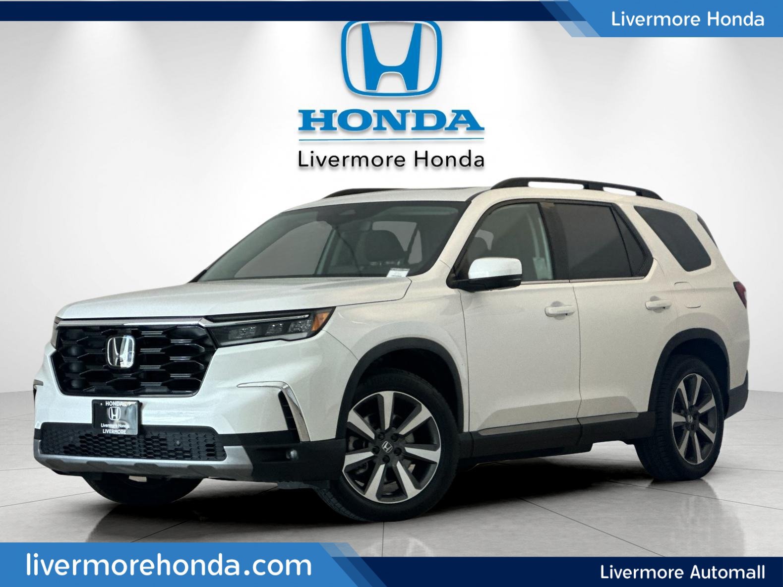Used 2024 Honda Pilot Touring