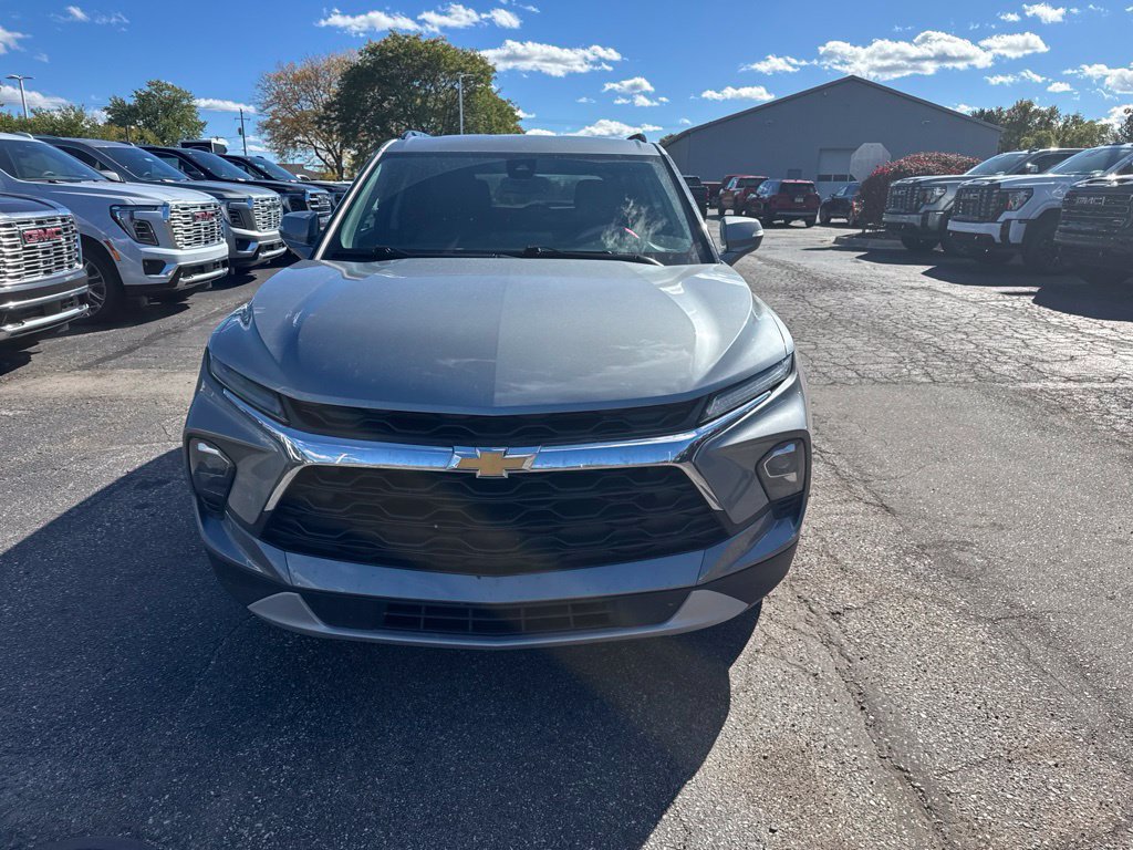 Used 2024 Chevrolet Blazer LT w/ LPO, Floor Liner Package AWD/4WD image 3