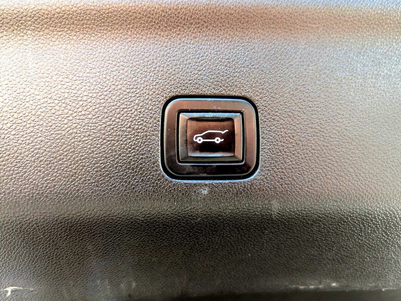 Used 2021 GMC Yukon XL Denali image 51