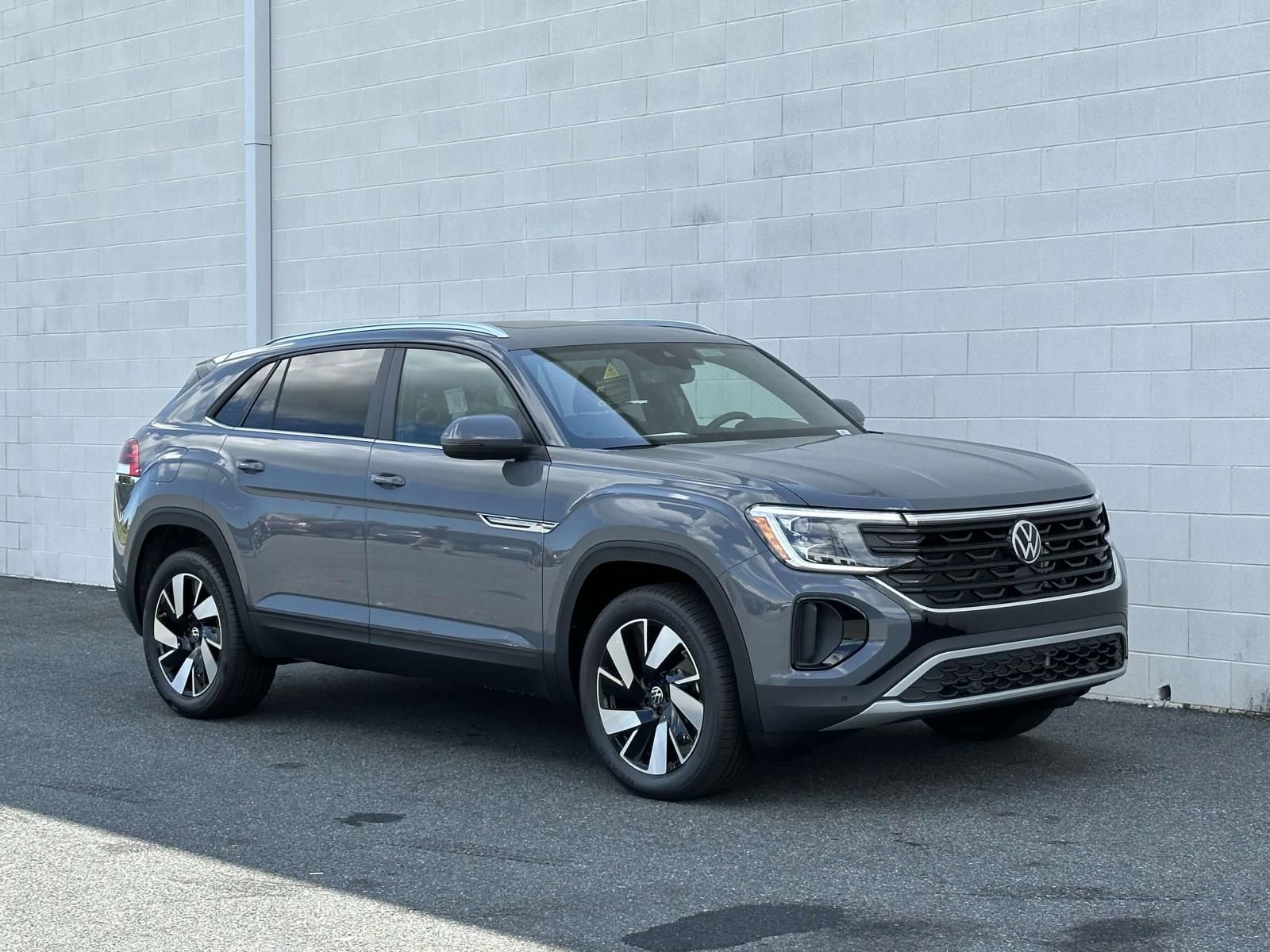 New 2026 Volkswagen Atlas Cross Sport SE image 7