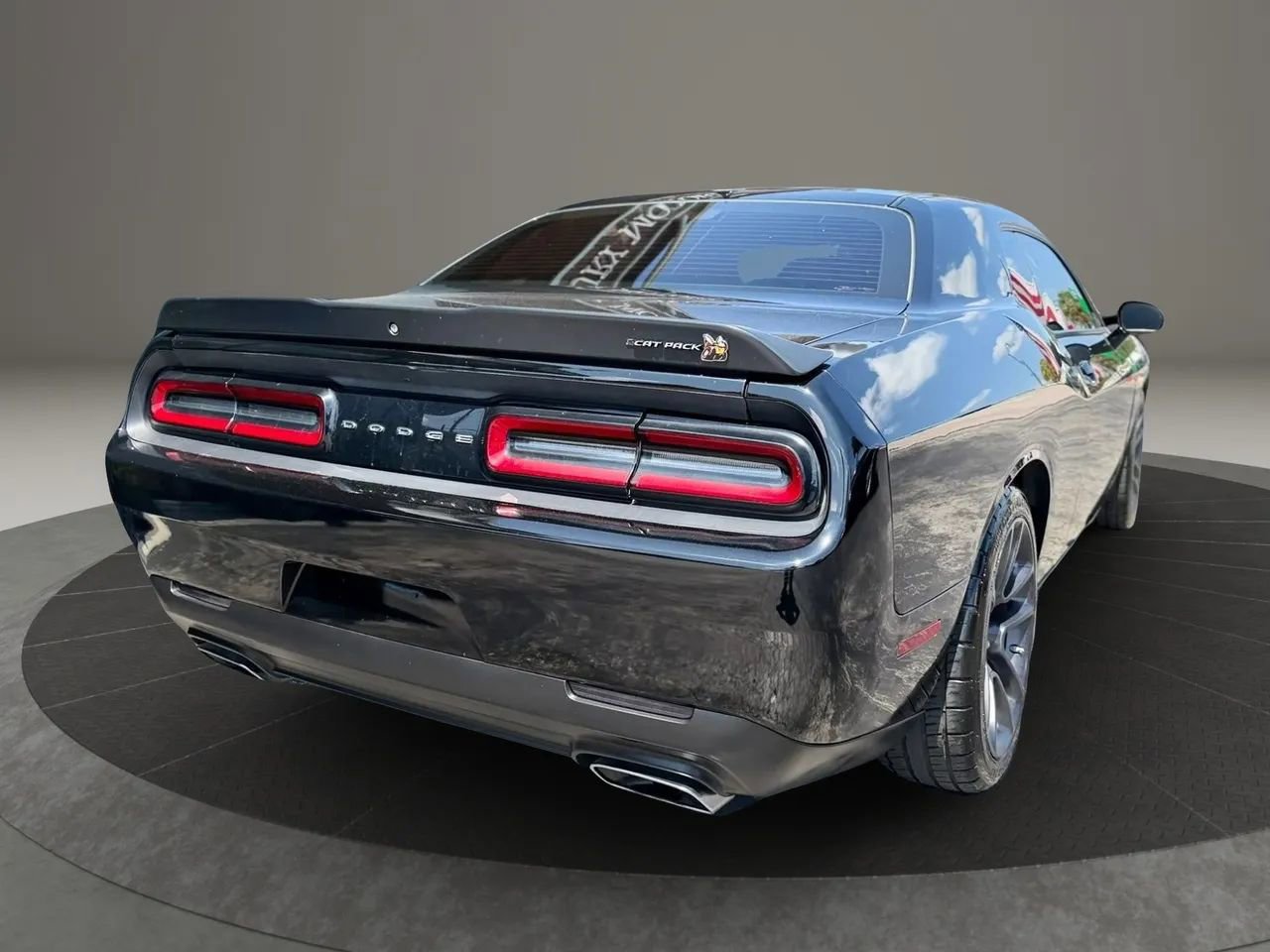 Used 2021 Dodge Challenger R/T Scat Pack RWD image 11