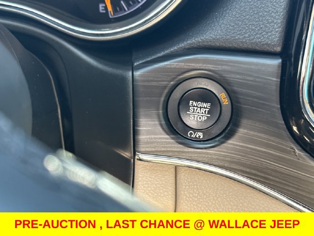 Certified 2020 Jeep Grand Cherokee Limited AWD/4WD image 21