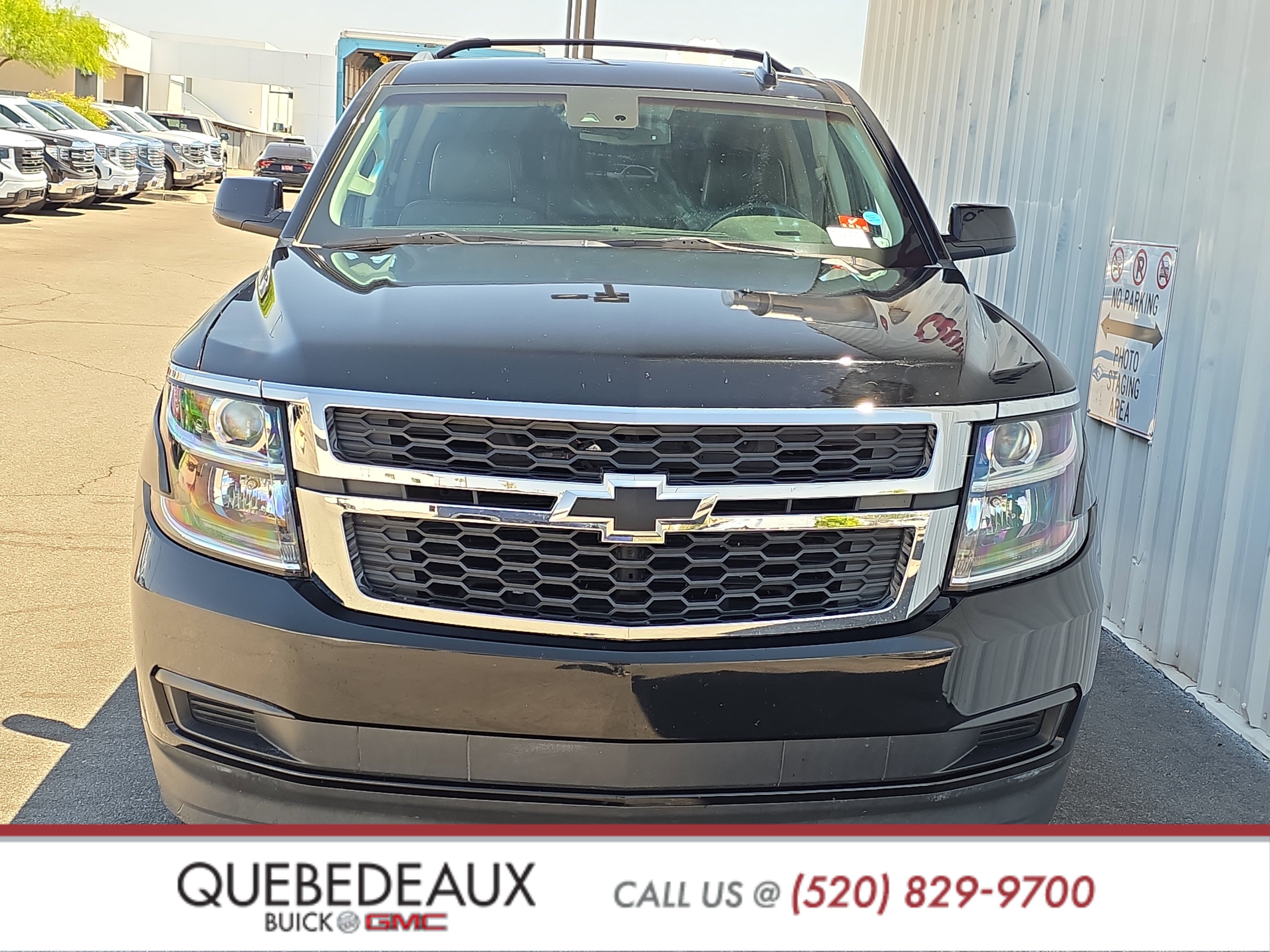 Used 2017 Chevrolet Tahoe LT w/ LT Midnight Edition RWD image 2