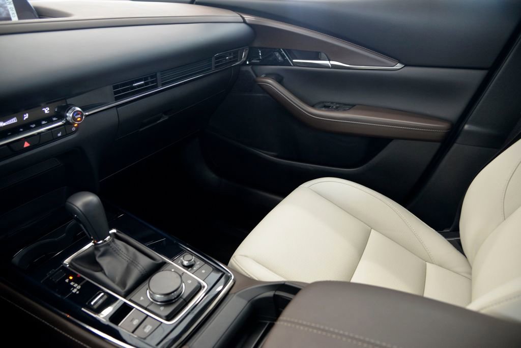 Certified 2025 MAZDA CX-30 AWD 2.5 S w/ Premium Package image 26