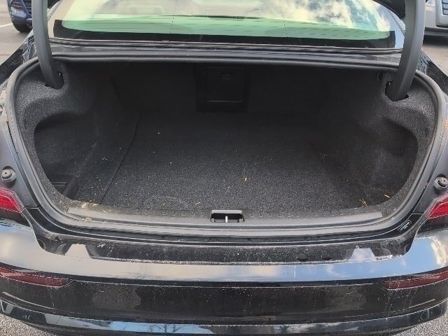 Used 2024 Volvo S60 B5 Plus image 9