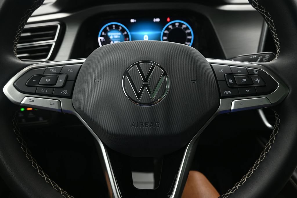 Used 2024 Volkswagen Atlas Cross Sport SE w/ Panoramic Sunroof Package AWD/4WD image 27