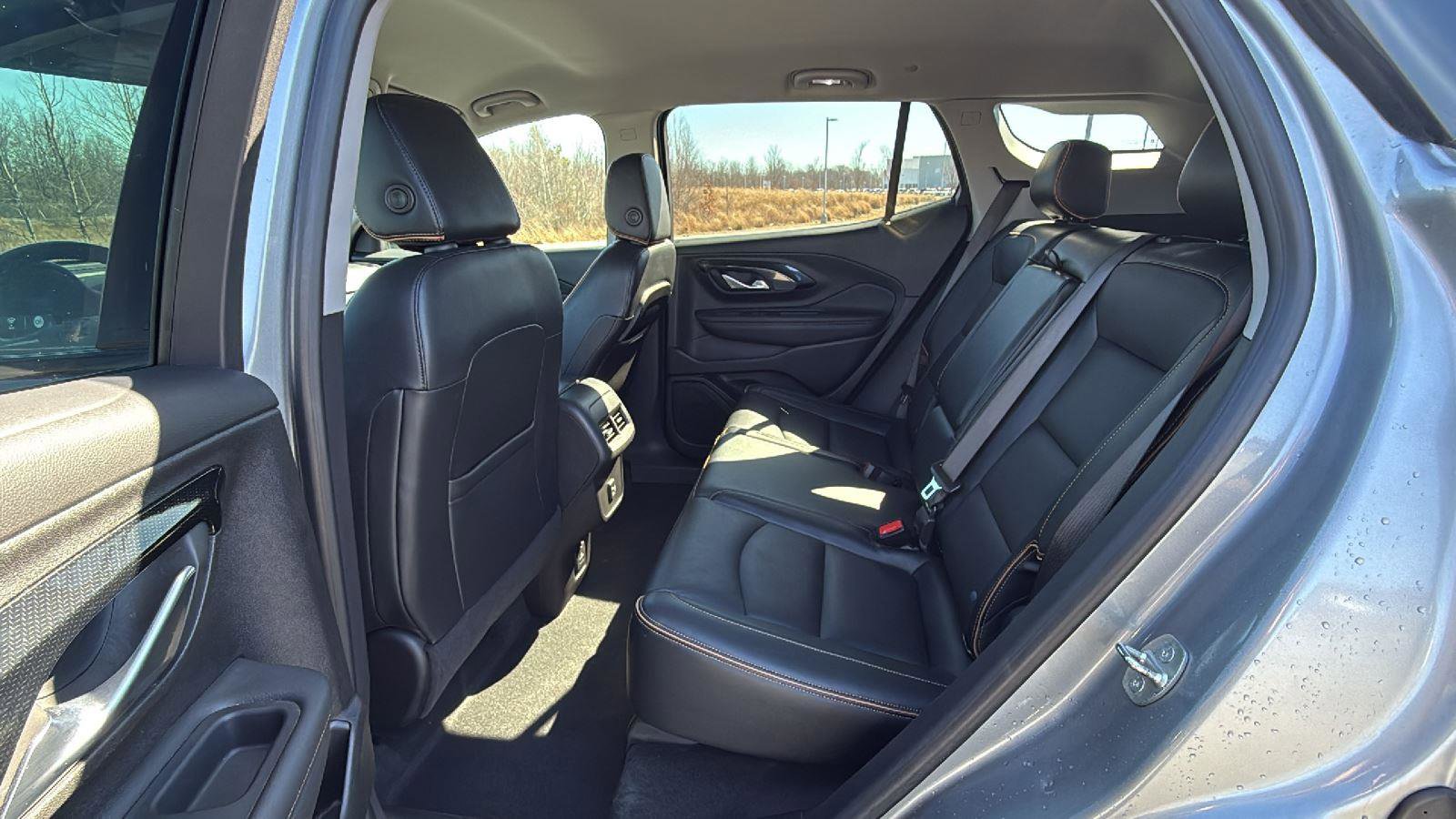 Used 2023 GMC Terrain AT4 image 24