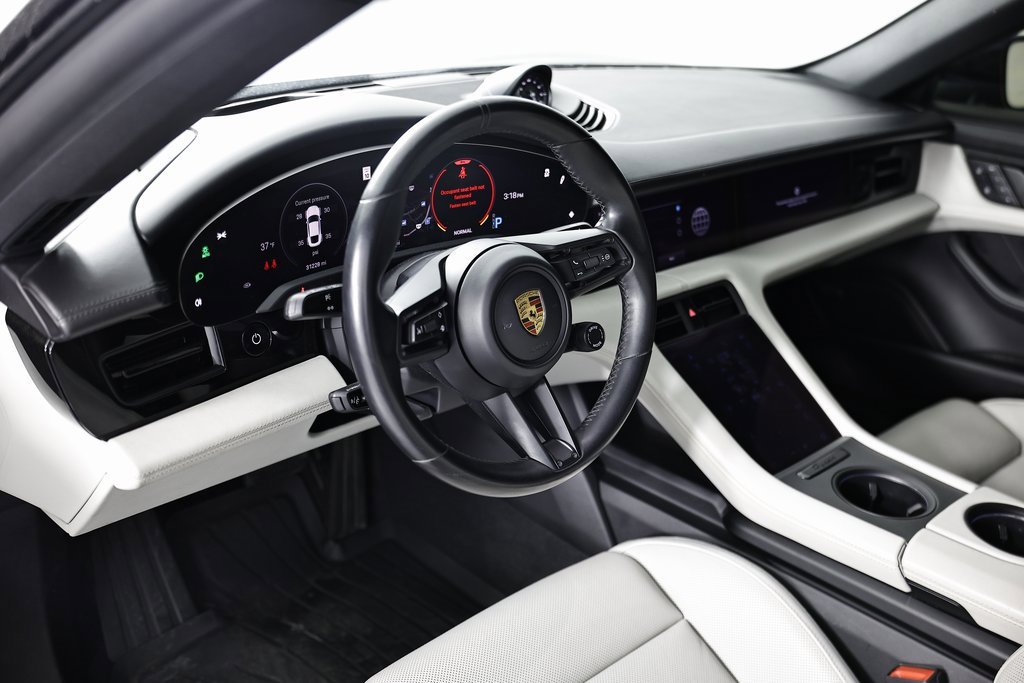 Certified 2024 Porsche Taycan image 4