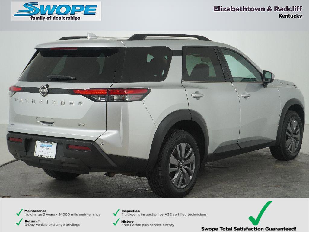 Used 2025 Nissan Pathfinder SV image 4