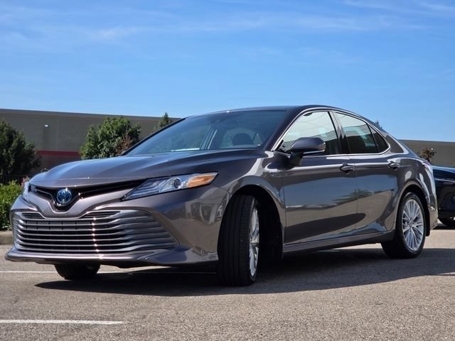 Used 2020 Toyota Camry XLE FWD image 23