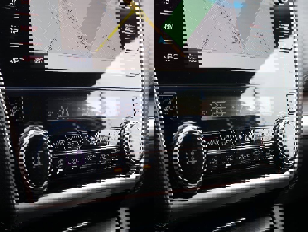 Used 2019 Subaru Outback 2.5i Touring image 38