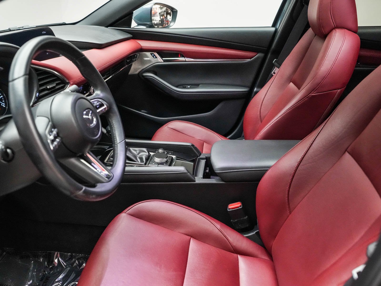 Used 2020 MAZDA MAZDA3 AWD Hatchback w/ Premium Pkg image 18