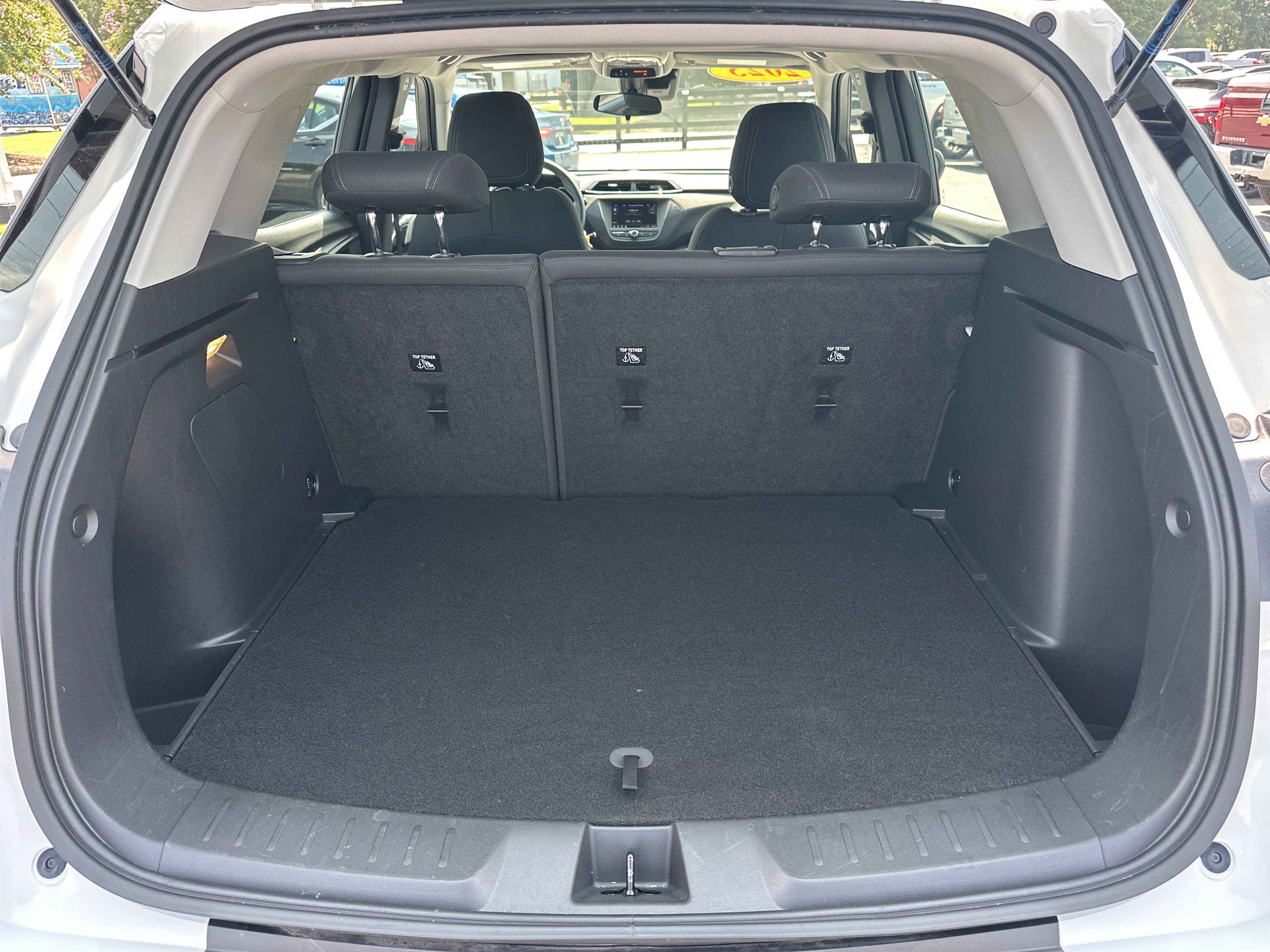 Used 2023 Chevrolet TrailBlazer LS FWD image 19