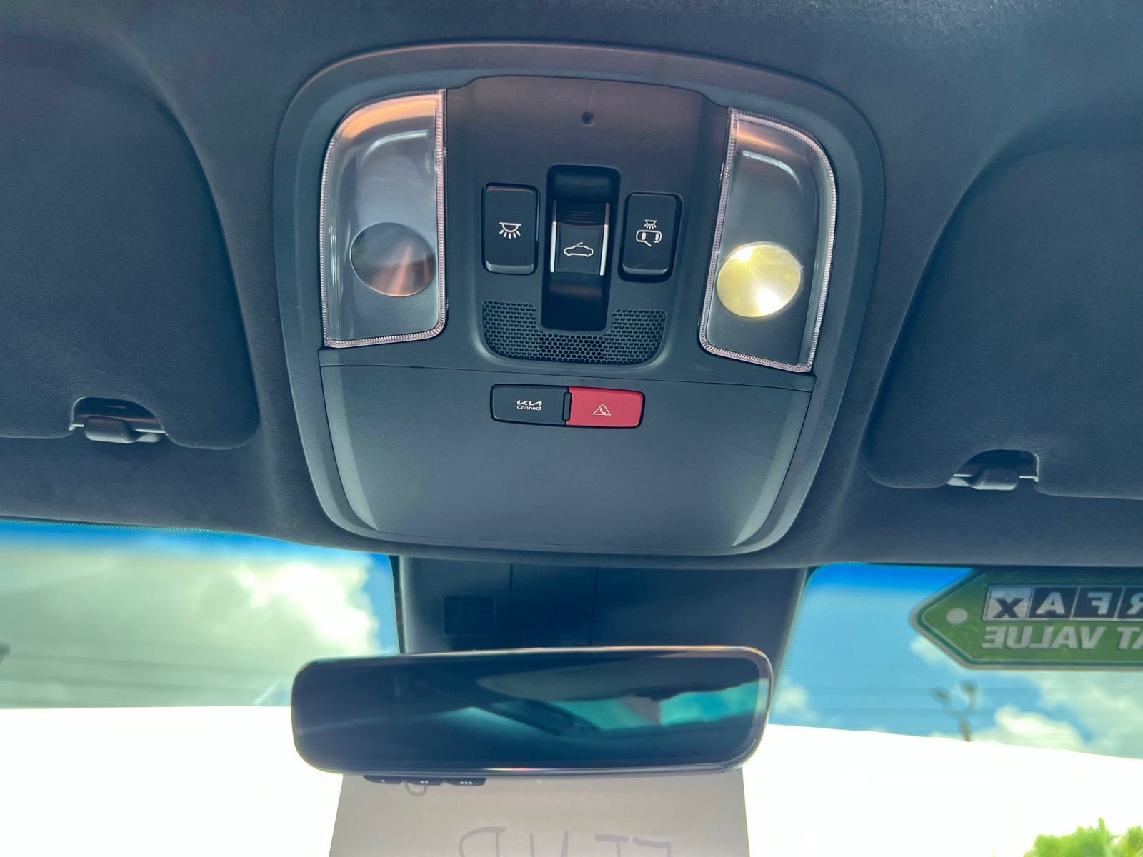 Used 2023 Kia Stinger GT2 w/ Option Group 015 RWD image 38