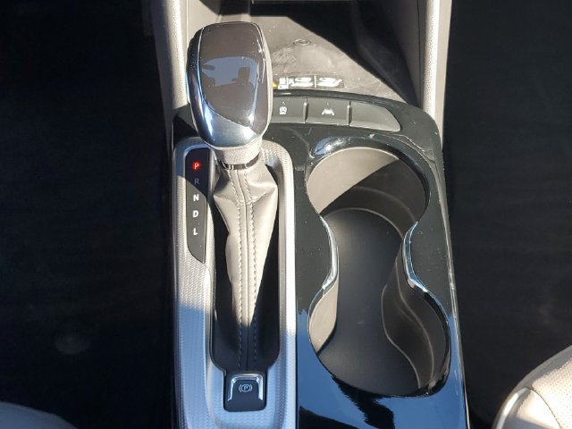 Used 2025 Buick Envista Avenir FWD image 28