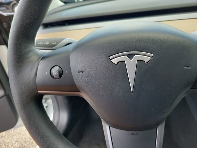 Used 2022 Tesla Model 3 Performance image 21