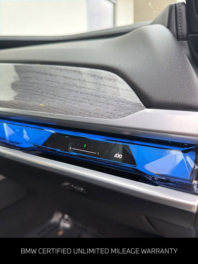 Certified 2024 BMW 760i xDrive w/ Executive Package image 36