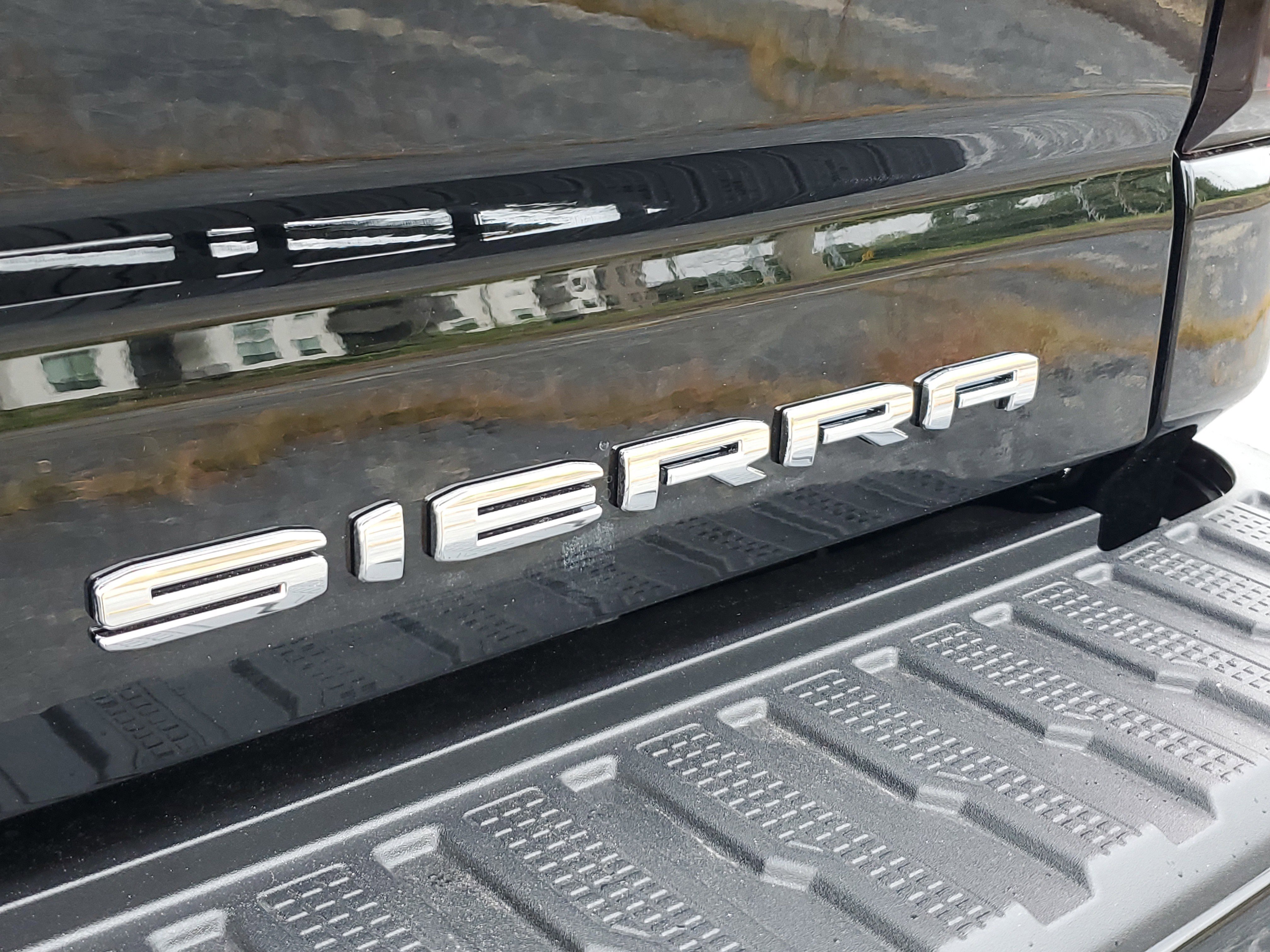 New 2025 GMC Sierra 2500 Denali Ultimate image 5