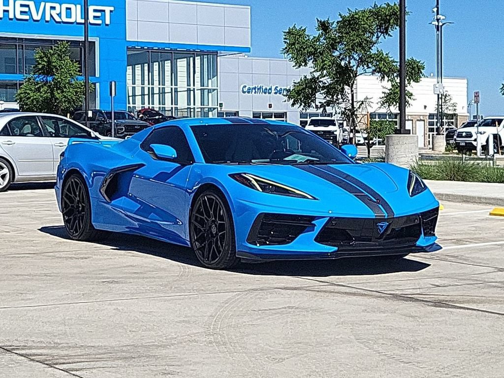 Used 2020 Chevrolet Corvette Stingray Preferred Conv w/ 2LT Preferred Equipment Group RWD image 2
