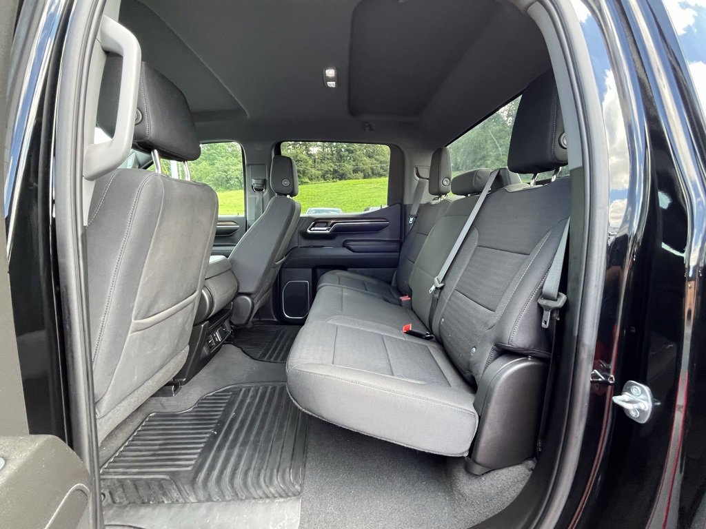 Used 2023 Chevrolet Silverado 1500 LT image 15