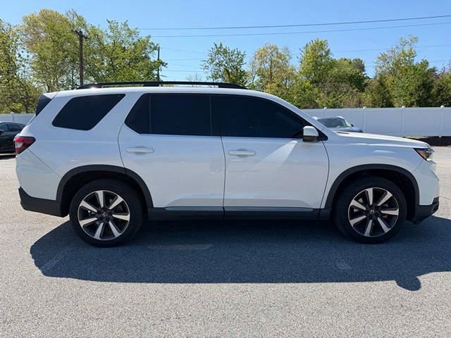 Used 2023 Honda Pilot Touring image 8