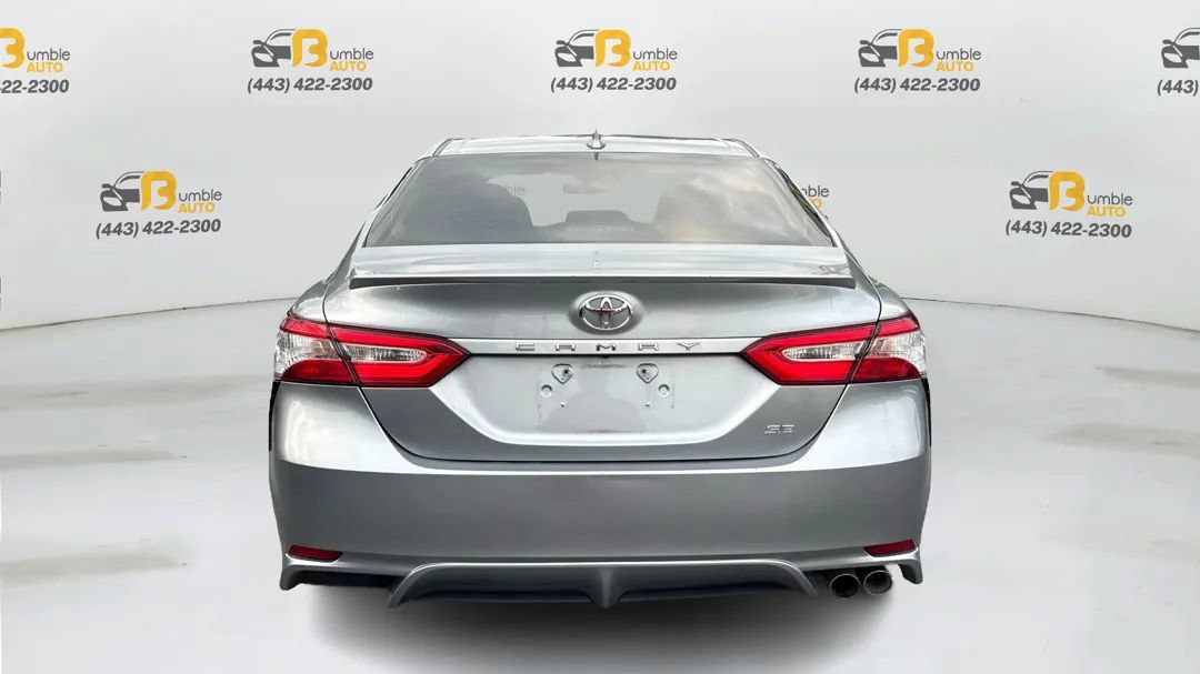 Used 2020 Toyota Camry SE FWD image 6